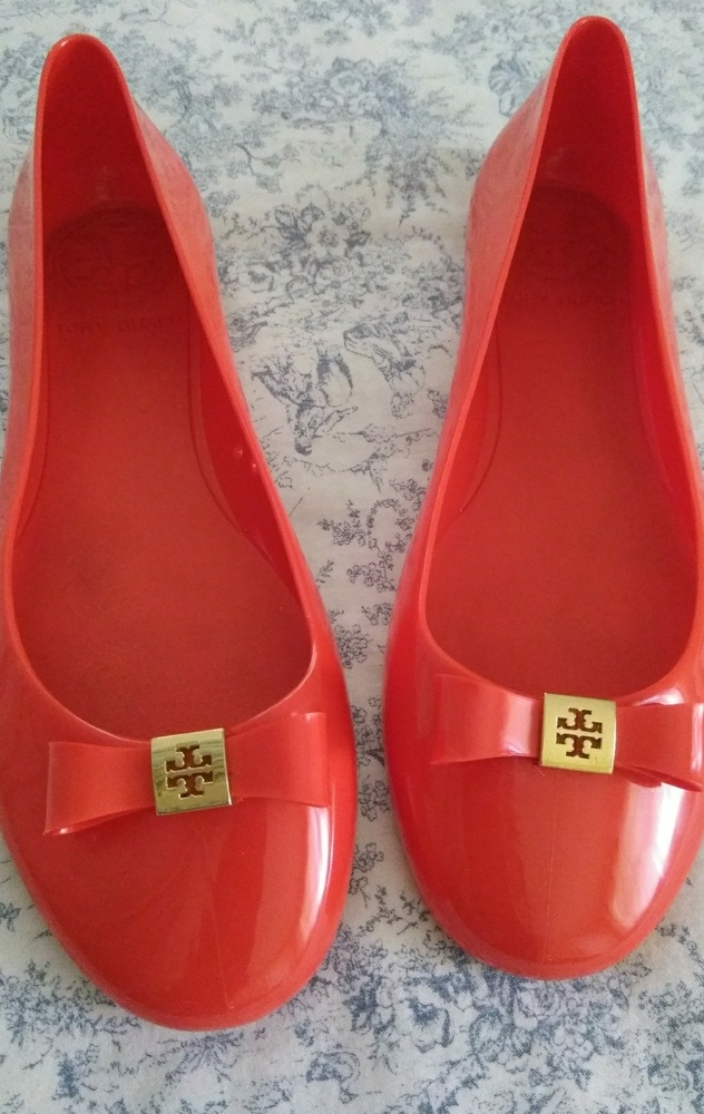 Tory Bruch jellies flat